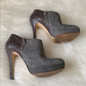 Michael Kors Suede York Bootie DK SLATE SZ 6.5